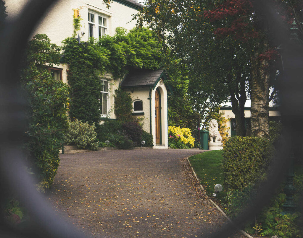 What would Jesus do with his estate?